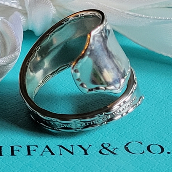 1902 Tiffany & Co Marquise Spoon Ring #17 - Picture 6 of 16